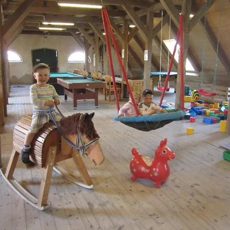 Ferienbauernhof Liesenberg Jagdreihenhaus Fasan * Fehmarn